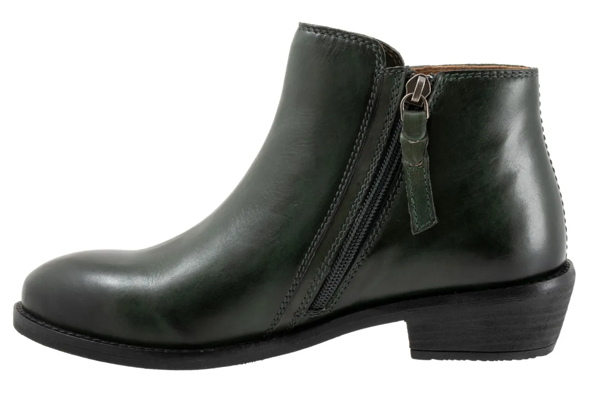 Softwalk Rocklin 2.0-Women Wide | Standard