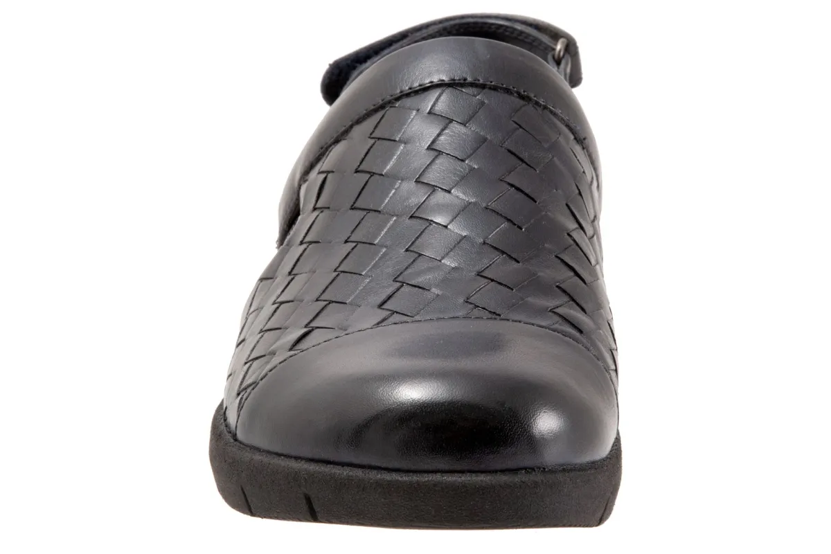 Softwalk Salina Woven II-Women Standard | Extra Wide
