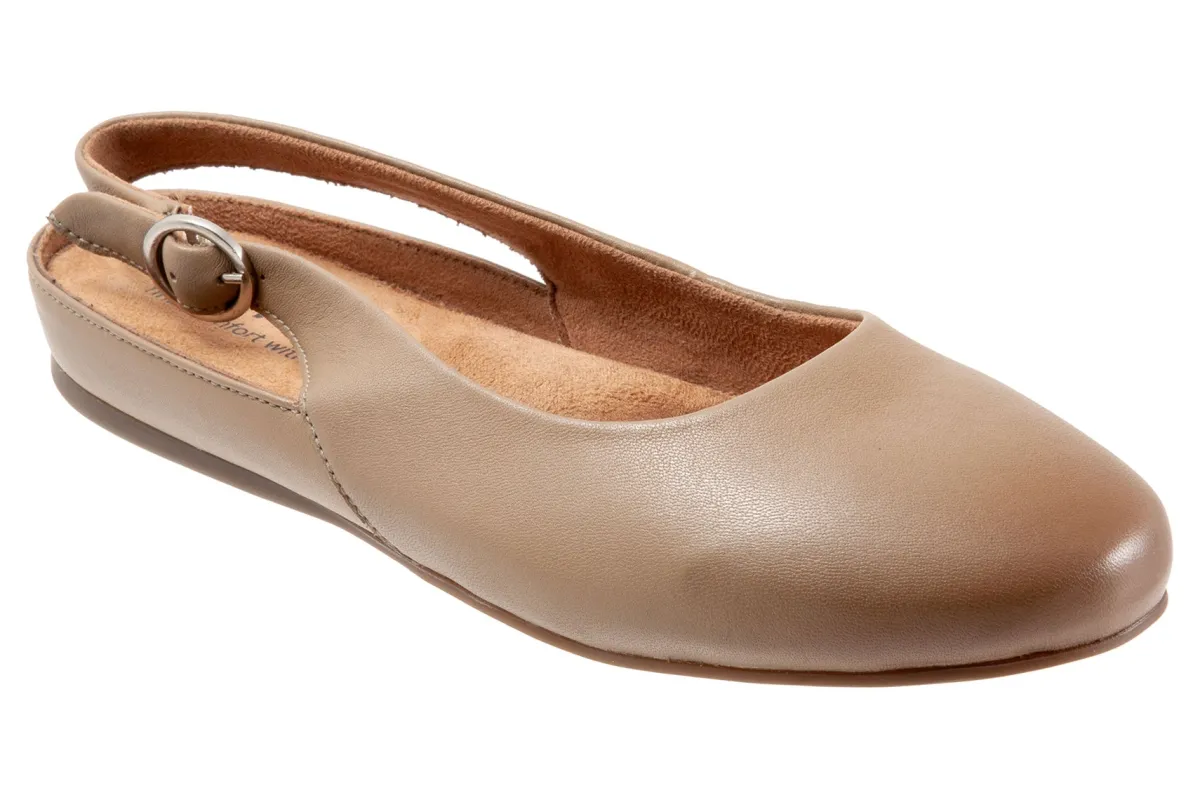 Softwalk Sandy-Women Standard | Extra Wide