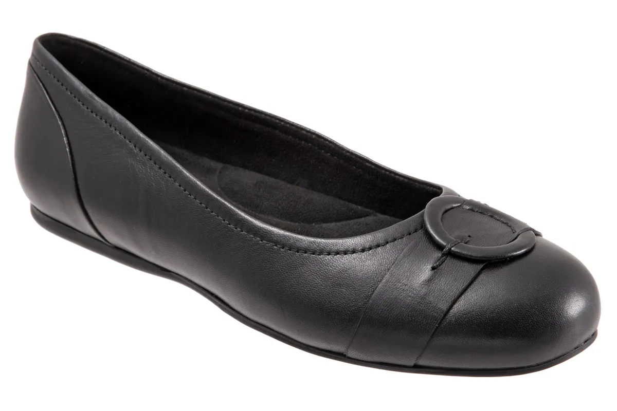 Softwalk Savannah-Women Wide | Casual Shoes