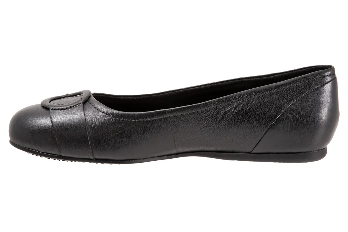 Softwalk Savannah-Women Wide | Casual Shoes