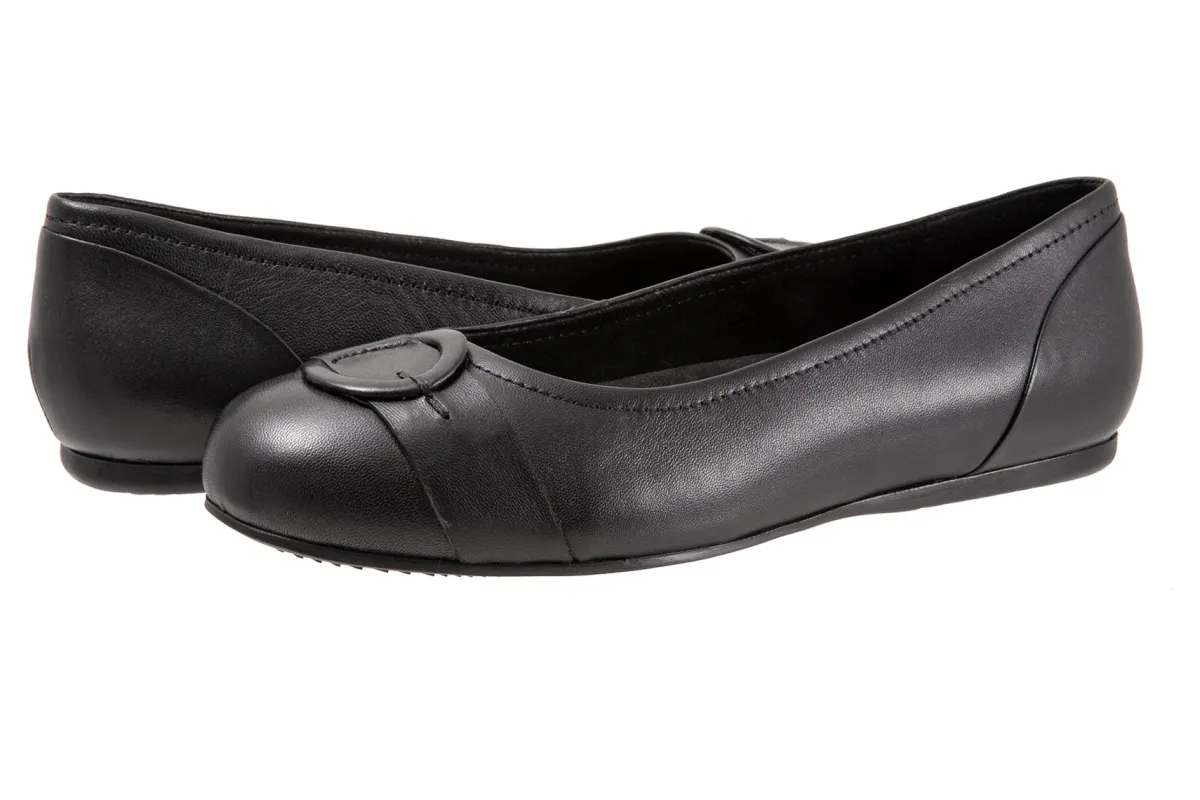Softwalk Savannah-Women Wide | Casual Shoes