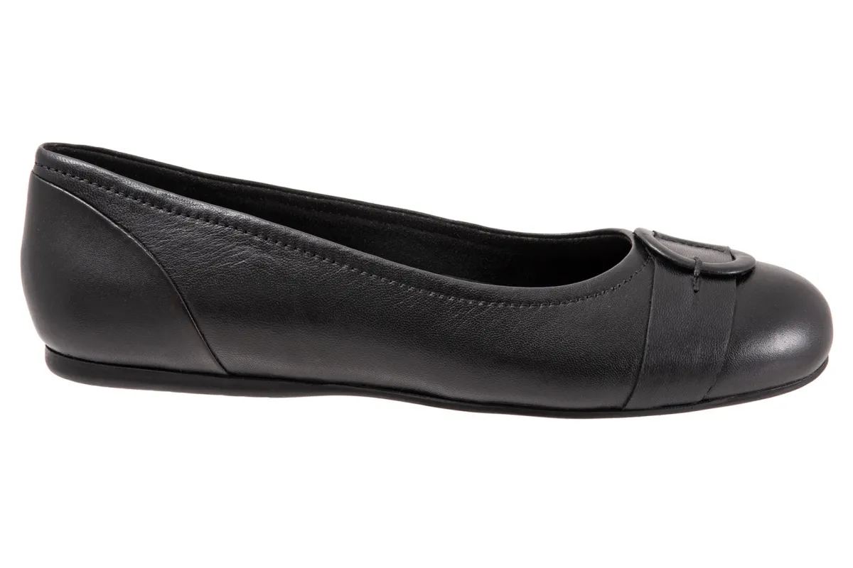 Softwalk Savannah-Women Wide | Casual Shoes