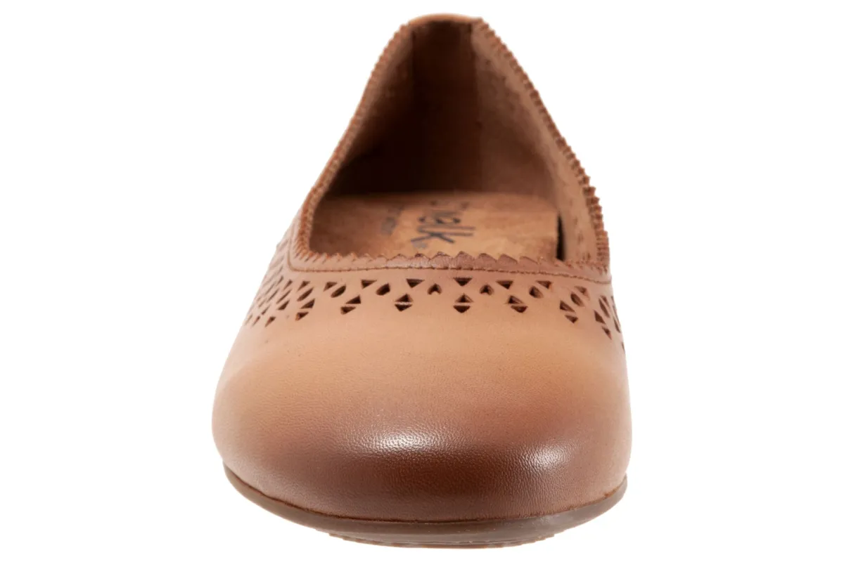 Softwalk Selma-Women Standard | Wide