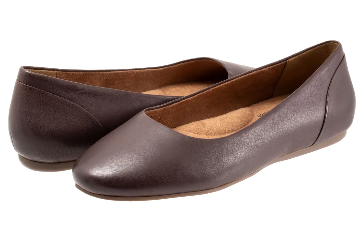 Softwalk Shiraz-Women Standard | Extra Wide