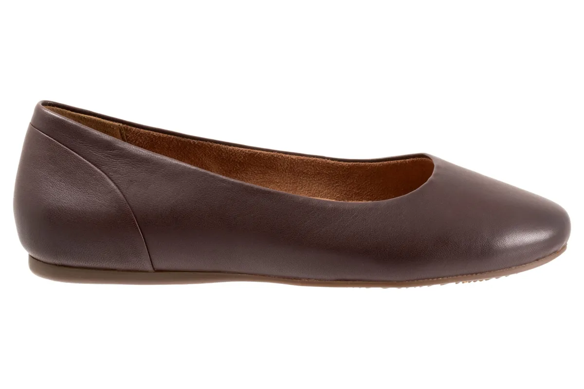 Softwalk Shiraz-Women Standard | Extra Wide