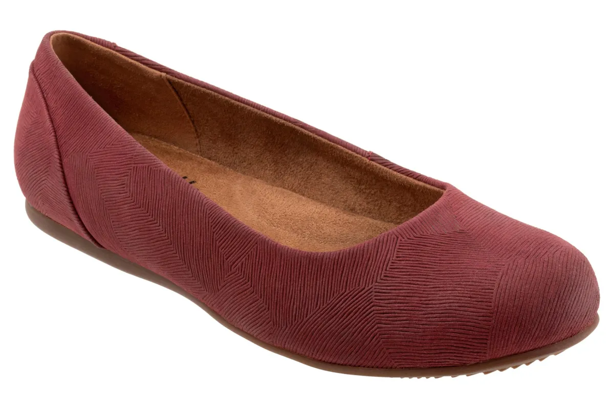 Softwalk Sonoma-Women Extra Wide | Casual Shoes