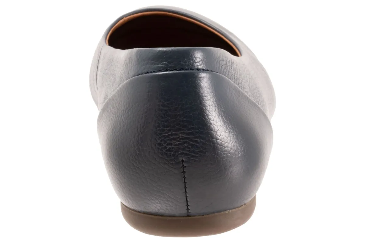 Softwalk Sonoma-Women Extra Wide | Casual Shoes