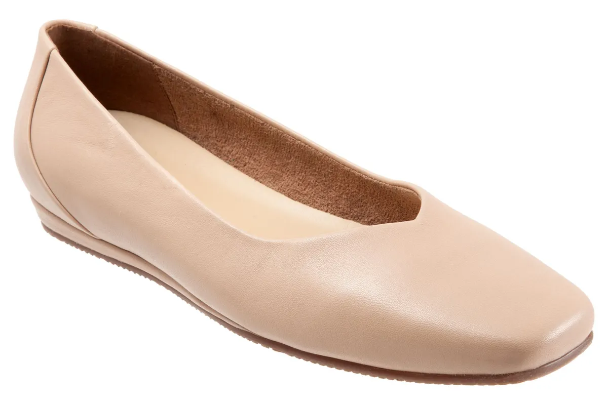 Softwalk Vellore-Women Standard | Extra Wide
