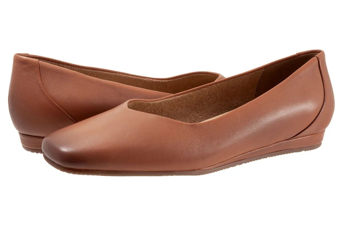 Softwalk Vellore-Women Standard | Extra Wide