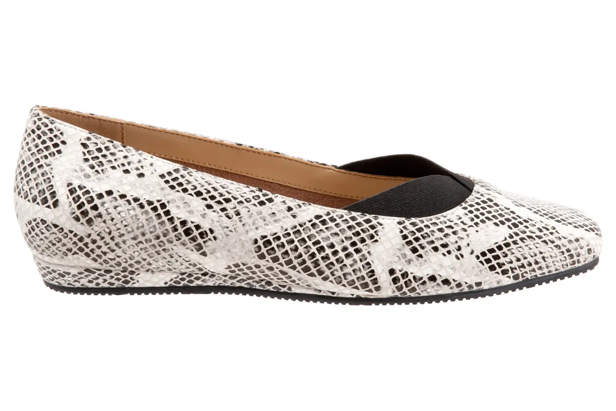 Softwalk Viana-Women Standard | Wide