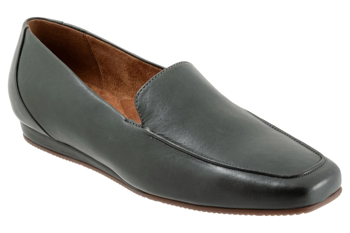 Softwalk Vista-Women Wide | Standard