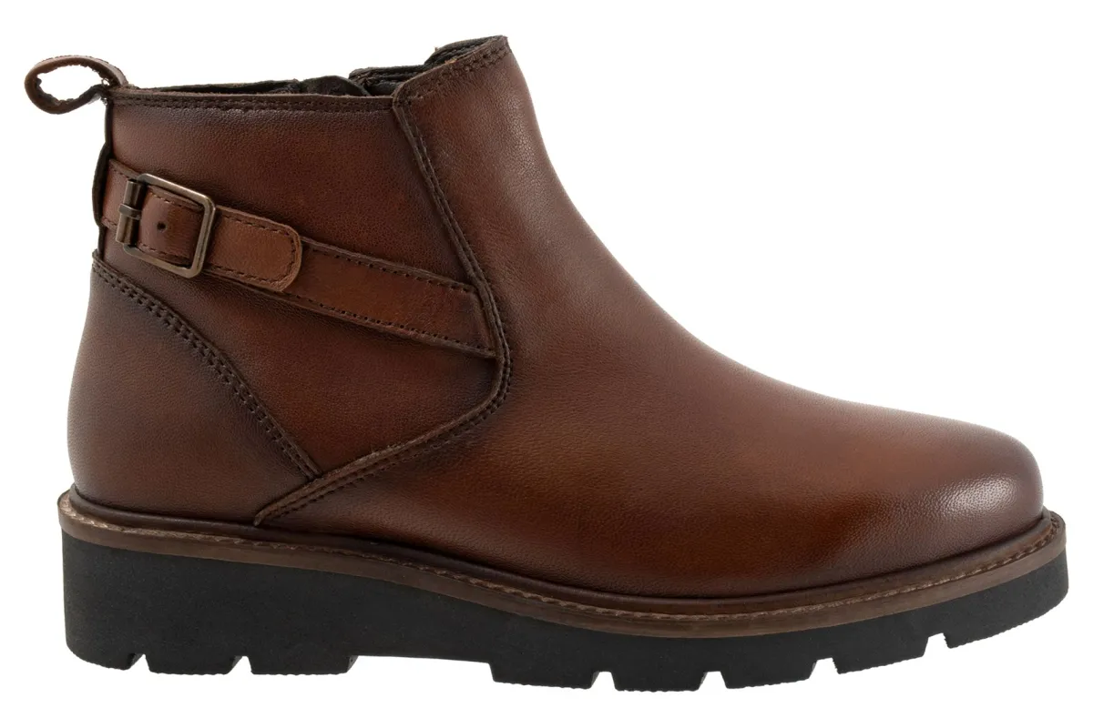 Softwalk Waneta-Women Wide | Standard