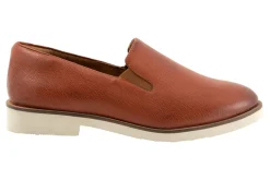 Softwalk Whistle II-Women Standard | Wide