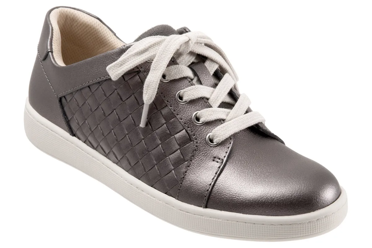Trotters Adore-Women Standard | Casual Shoes