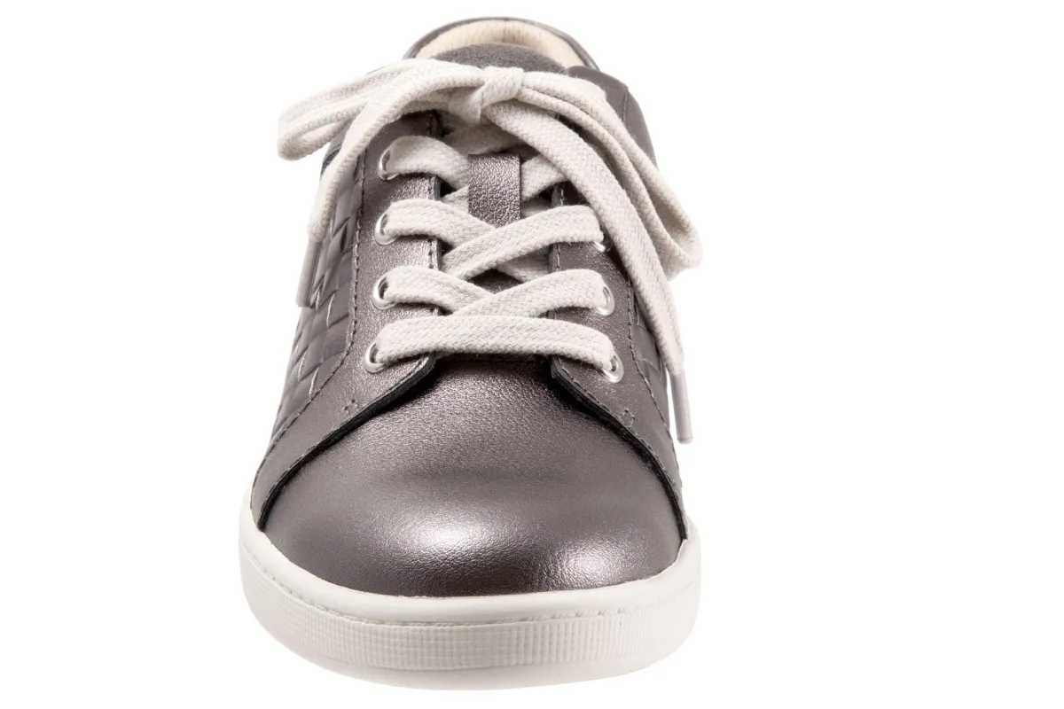 Trotters Adore-Women Standard | Casual Shoes