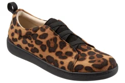 Trotters Avrille-Women Standard | Wide