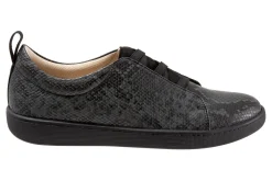 Trotters Avrille-Women Wide | Casual Shoes