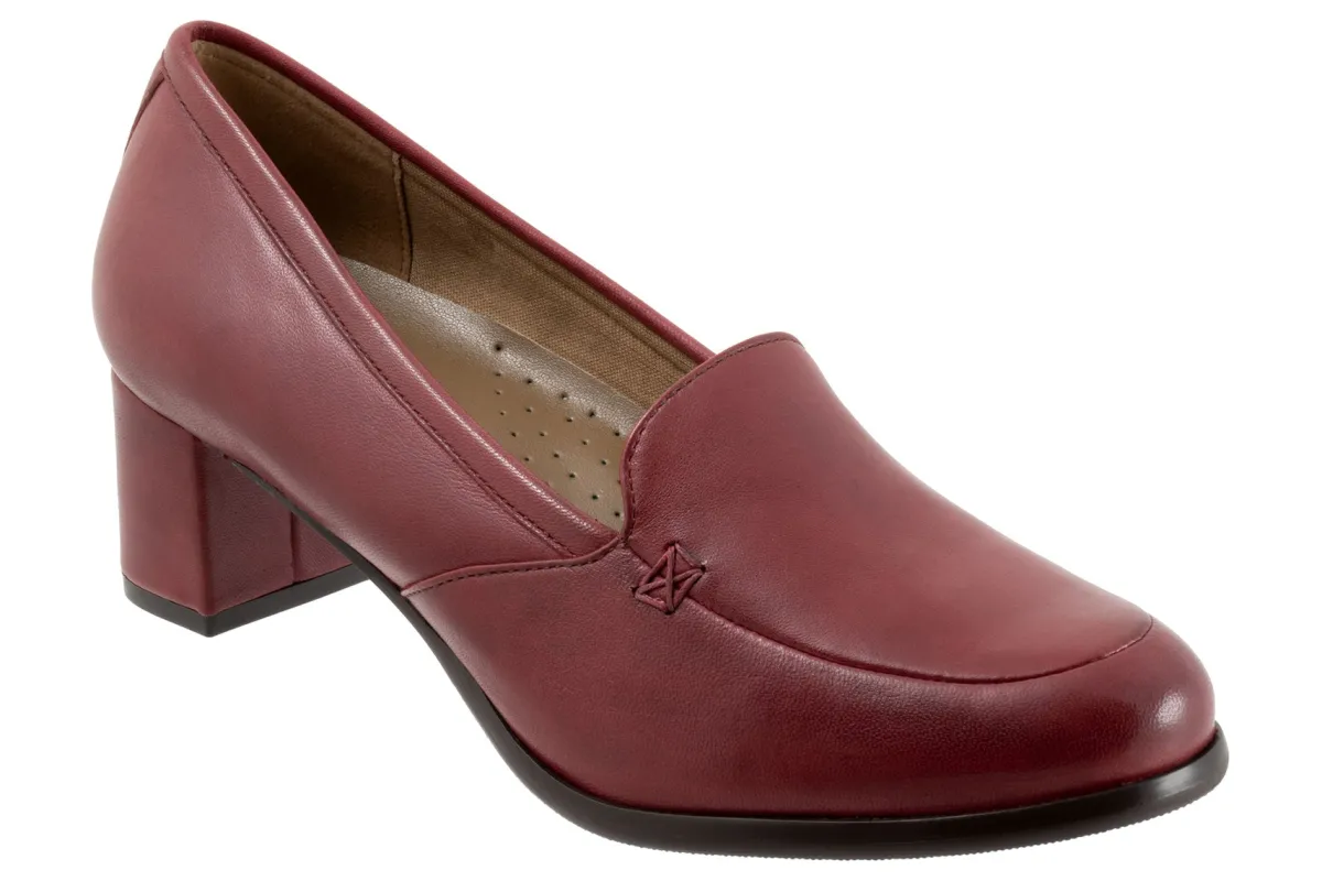 Trotters Cassidy-Women Wide | Standard