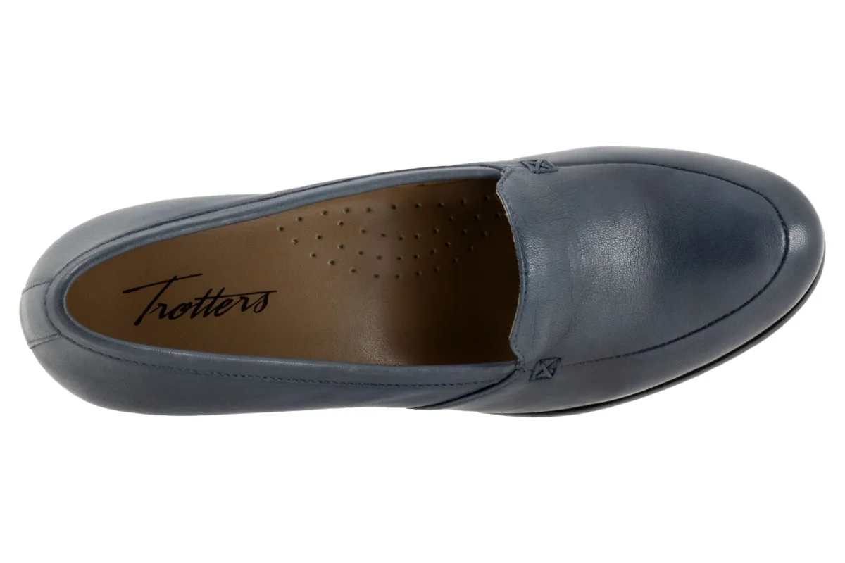 Trotters Cassidy-Women Wide | Standard
