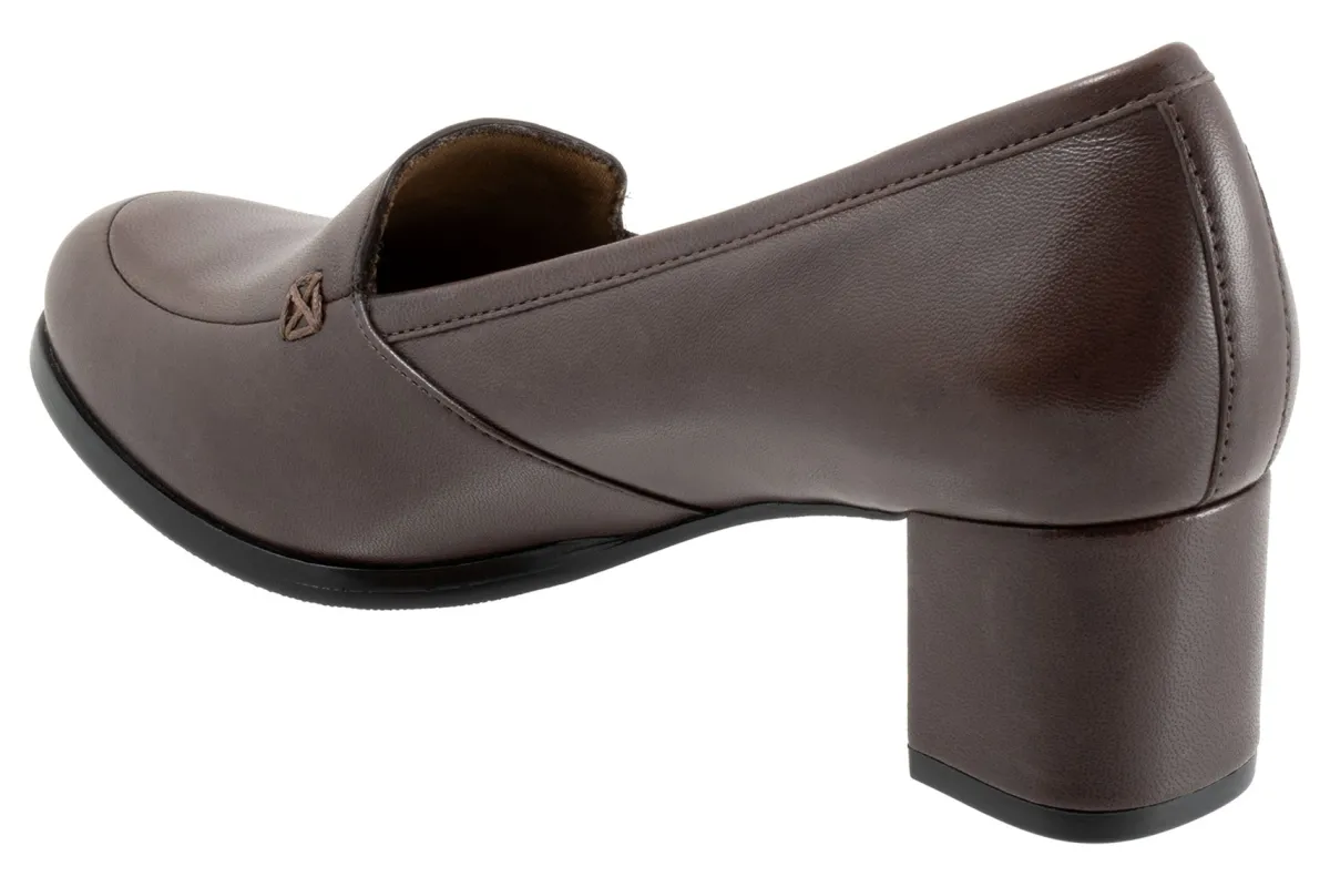 Trotters Cassidy-Women Wide | Standard