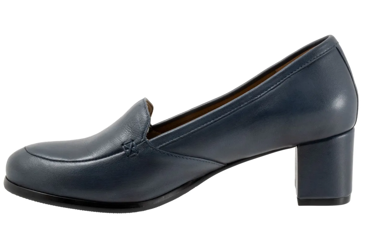 Trotters Cassidy-Women Wide | Standard