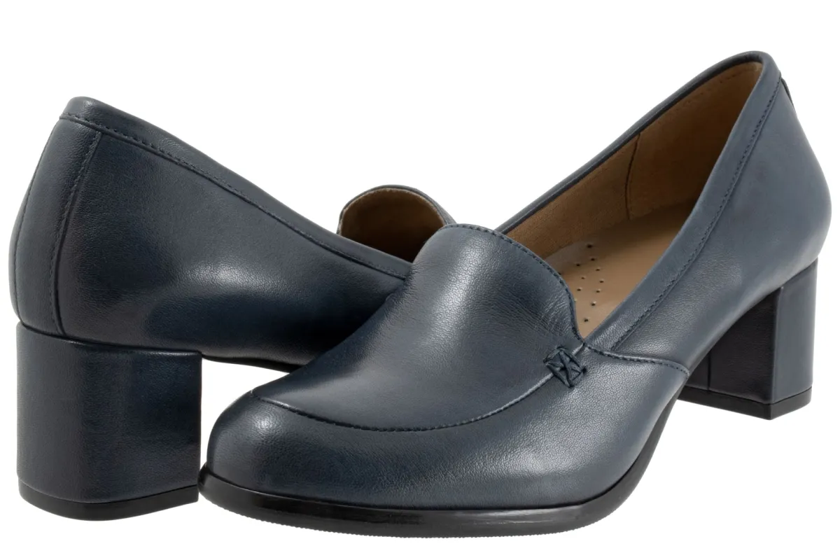 Trotters Cassidy-Women Wide | Standard