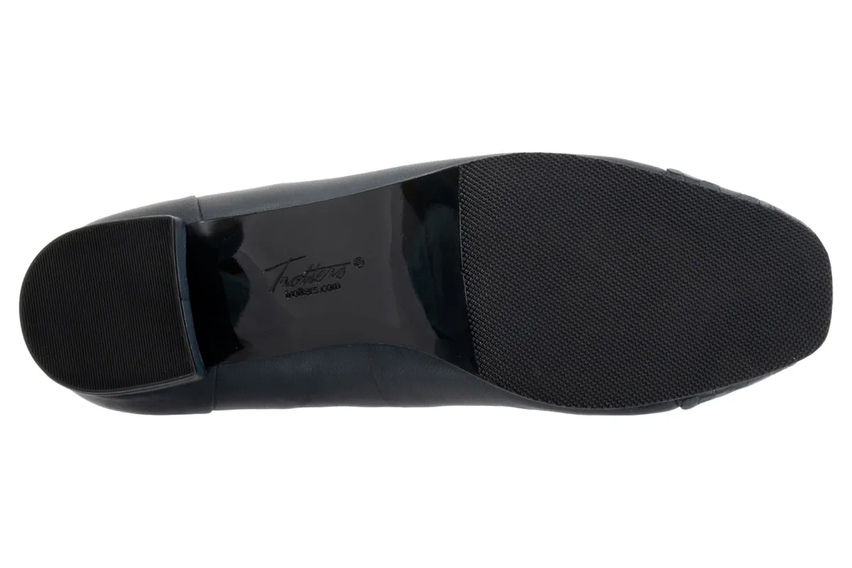 Trotters Daisy-Women Standard | Extra Wide