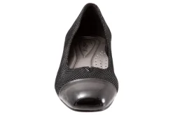 Trotters Daisy-Women Wide | Standard