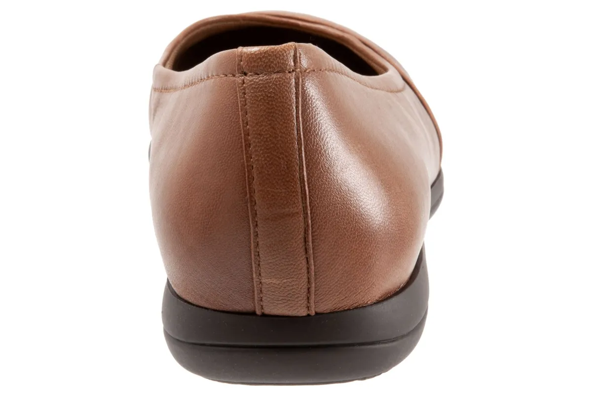 Trotters Danni-Women Standard | Wide