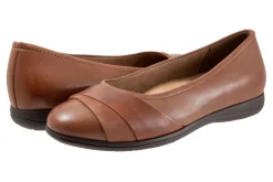 Trotters Danni-Women Standard | Wide