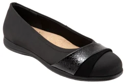 Trotters Danni-Women Standard | Wide