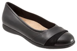 Trotters Danni-Women Standard | Wide
