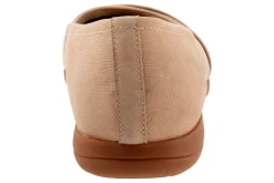 Trotters Danni-Women Standard | Wide