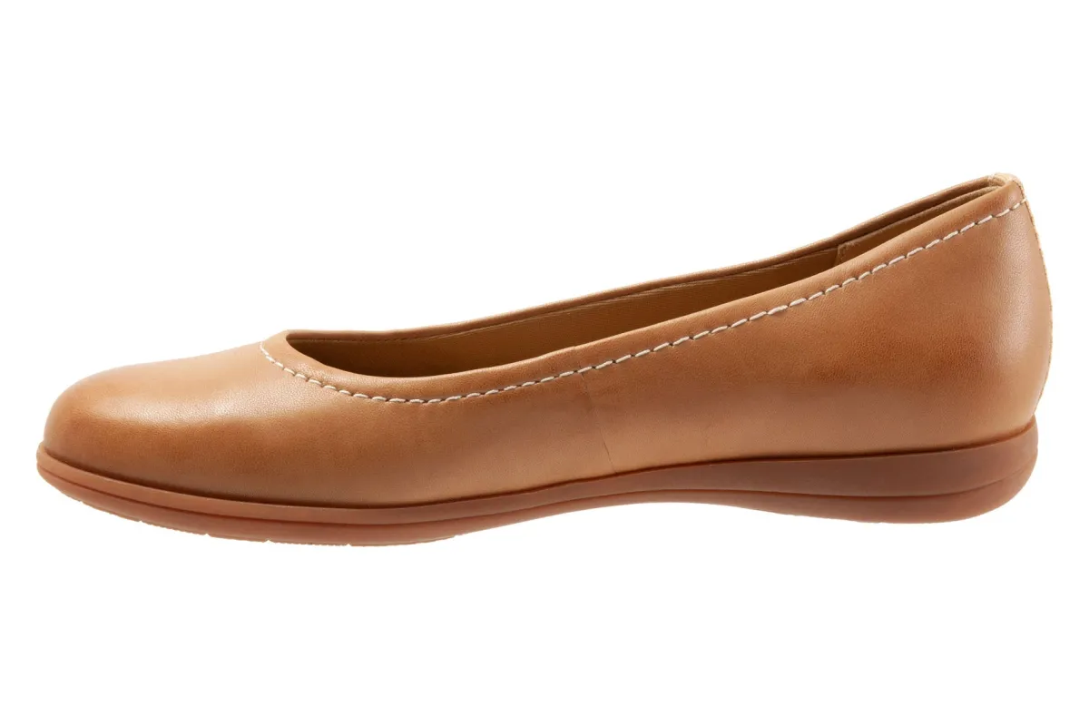 Trotters Darcey-Women Standard | Wide