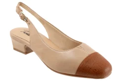 Trotters Dea-Women Standard | Extra Wide