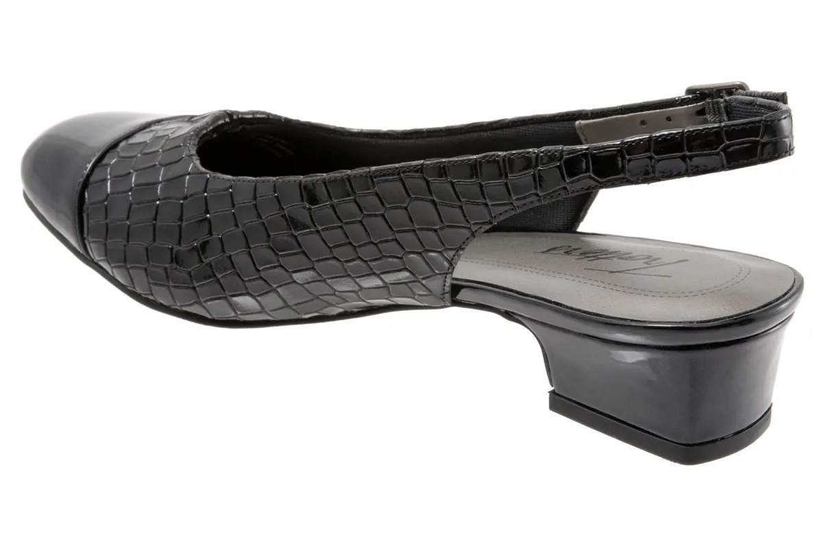 Trotters Dea-Women Standard | Wide