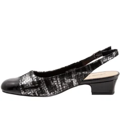 Trotters Dea-Women Standard | Wide