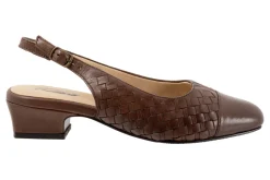 Trotters Dea Woven-Women Wide | Standard