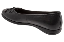 Trotters Dellis-Women Standard | Wide