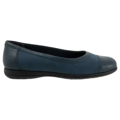 Trotters Delmara-Women Wide | Standard