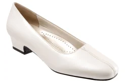 Trotters Doris-Women Wide | Standard