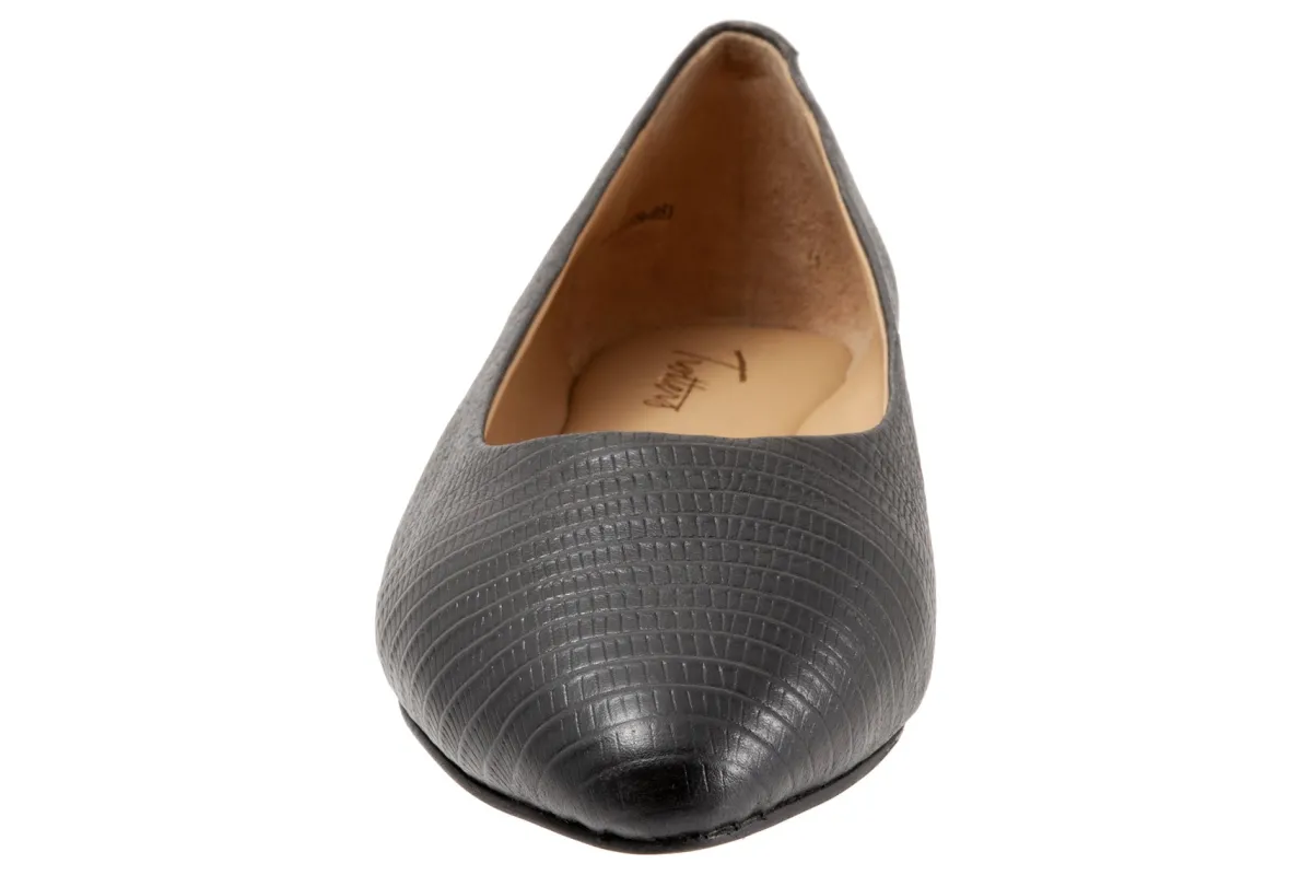Trotters Estee-Women Standard | Extra Wide