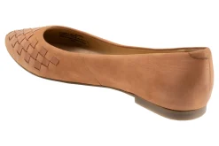 Trotters Estee Woven-Women Standard | Extra Wide