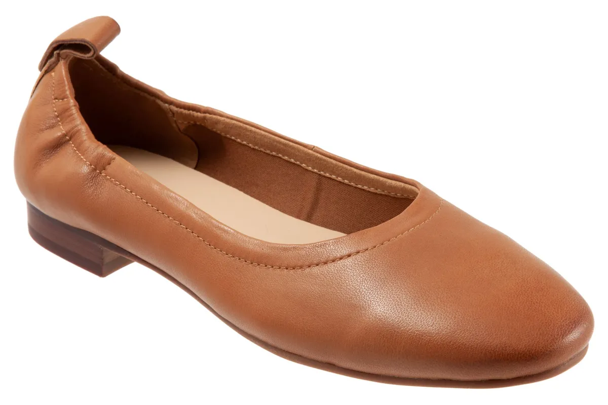 Trotters Gia-Women Standard | Wide