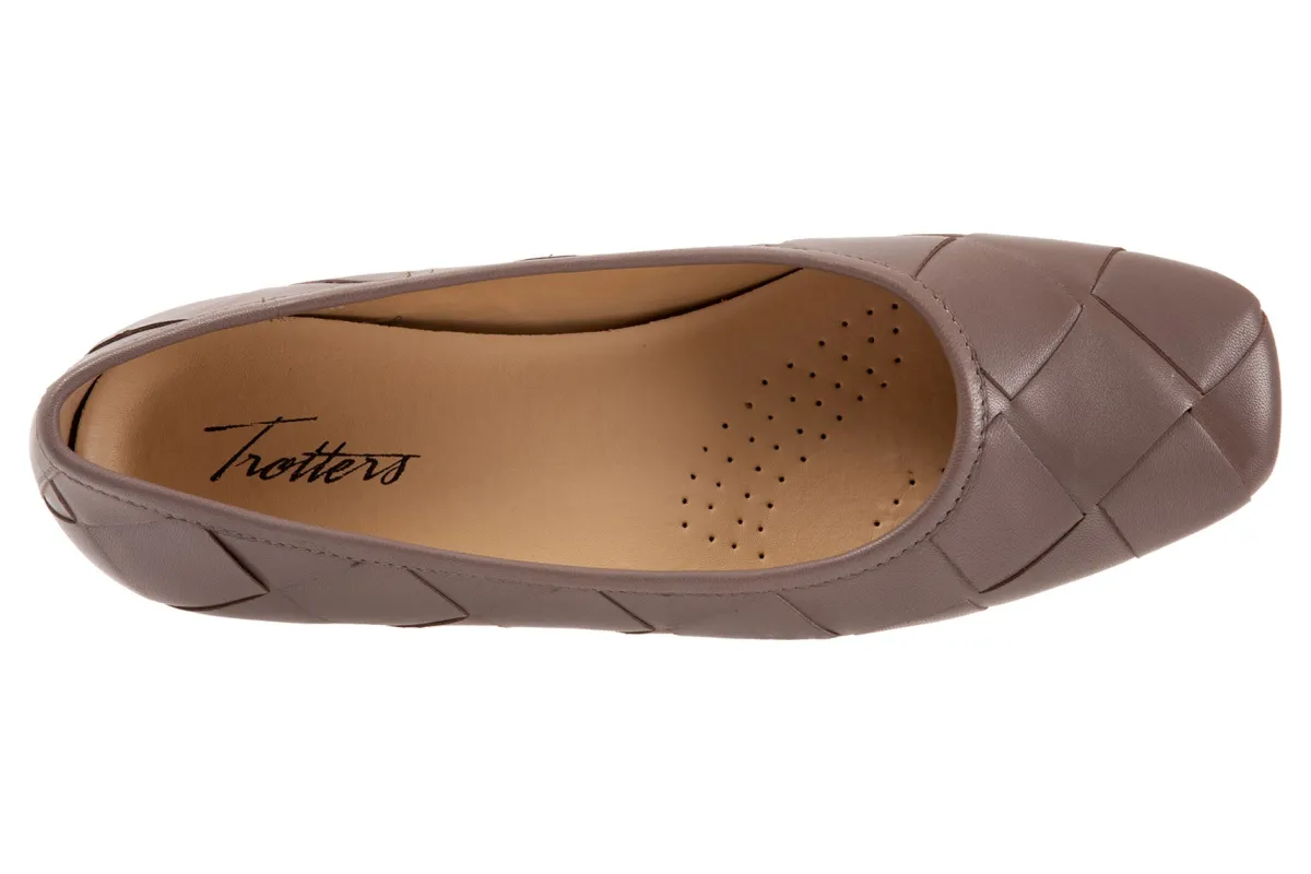 Trotters Hanny-Women Standard | Wide