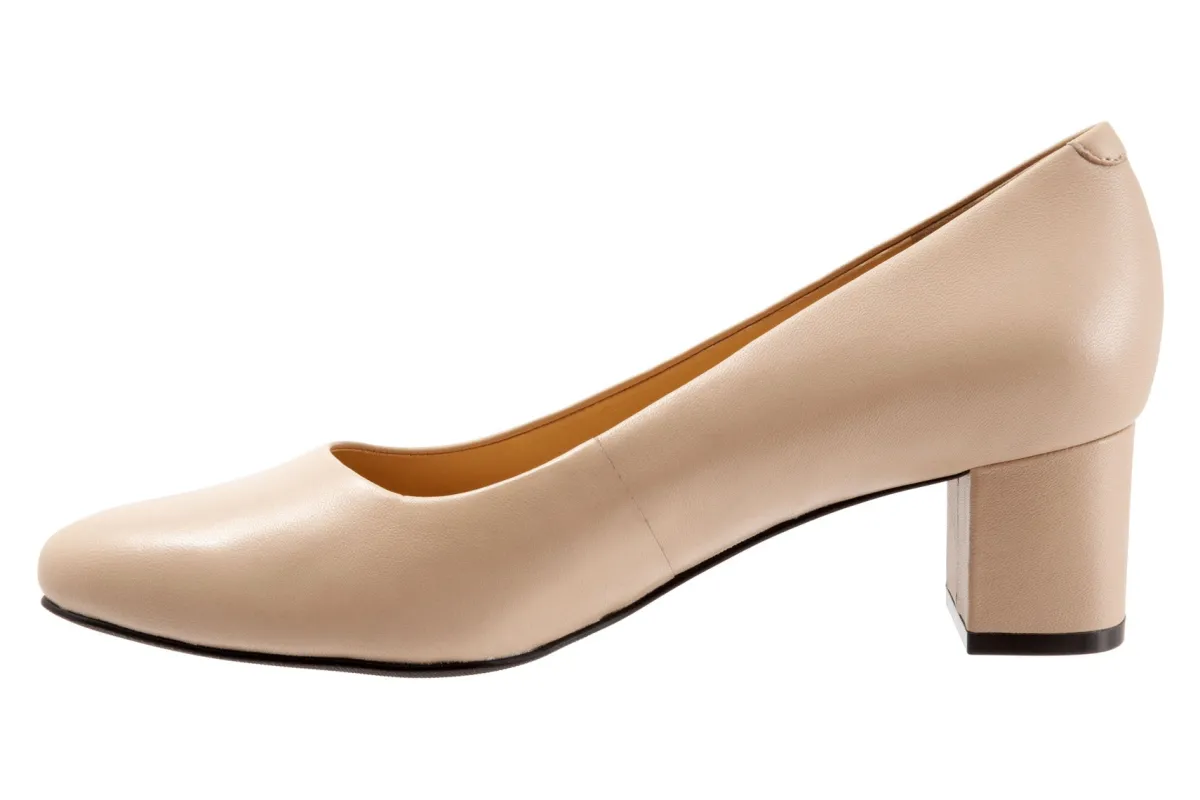 Trotters Kari-Women Standard | Extra Wide