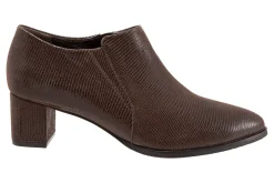 Trotters Keegan-Women Standard | Wide