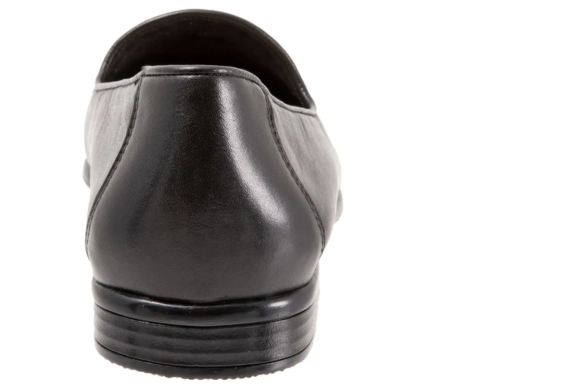 Trotters Liz Tassel-Women Standard | Wide