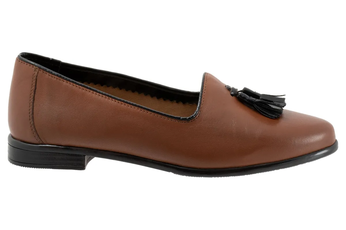 Trotters Liz Tassel-Women Standard | Wide